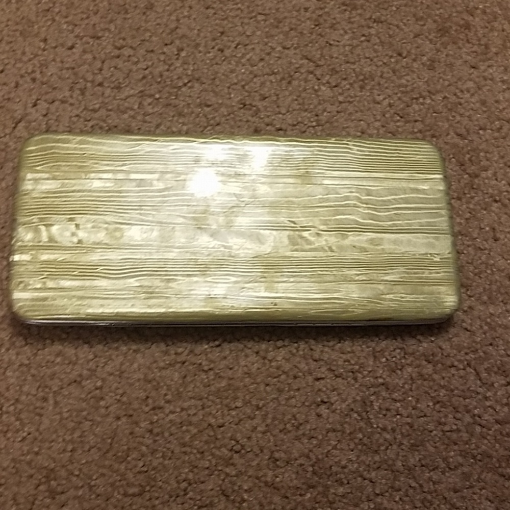 Goldtone clutch